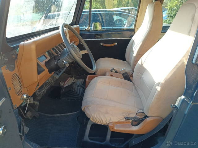 Potahy na Jeep Wrangler YJ