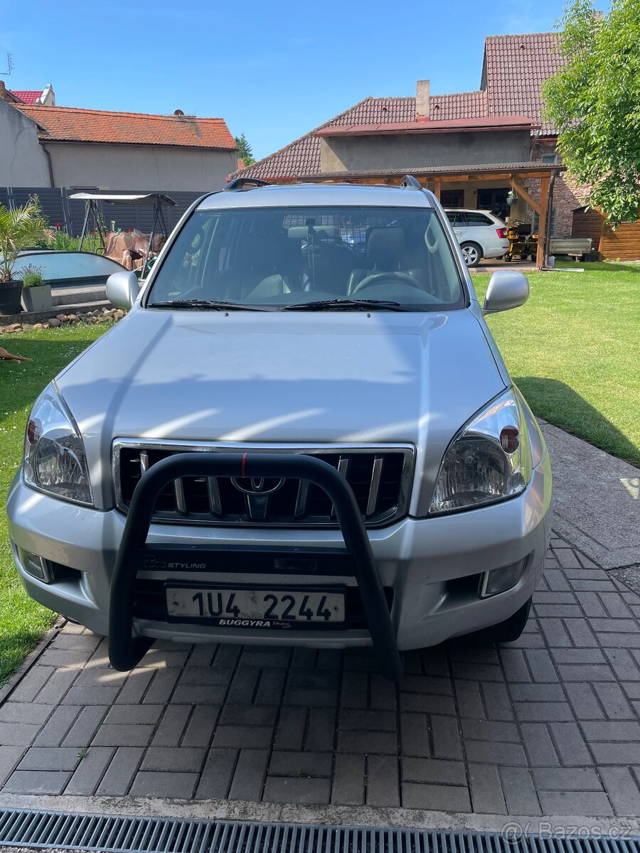 Toyota Land Cruiser 120 3.0 D