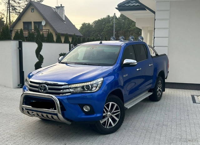 Toyota Hilux 2 393 cm3