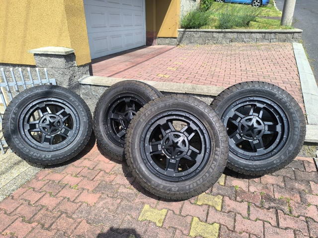 ALU KOLA XD 827 ROCKSTAR III 20x10  ČERNÝ MAT