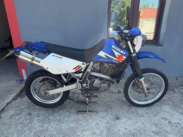 Suzuki DR 650 SE