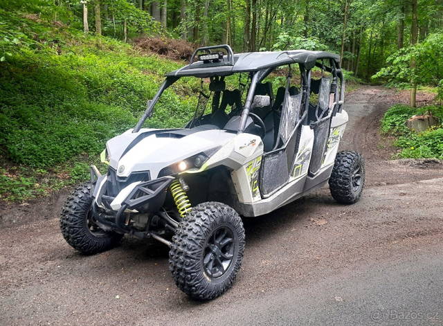 Can-Am Maverick MAX 1000R Turbo