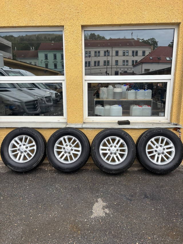 Alu kola Toyota Landcruiser, Hilux + pneu