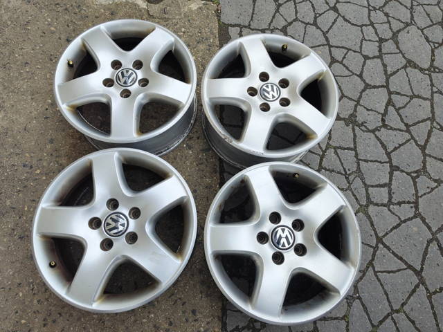 17"alu sada disků Solace 5x120 origo VW T5 T6 T6.1 Multivan