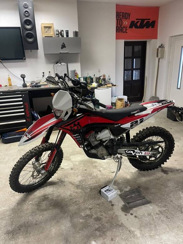 Husqvarna Te 450 (449) 2011
