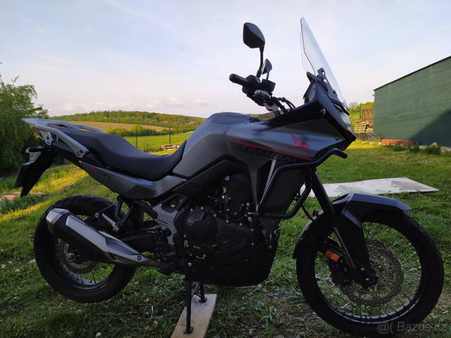 Honda Transalp 750