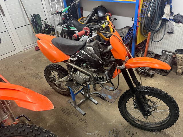 Pitbike Stomp yx 160
