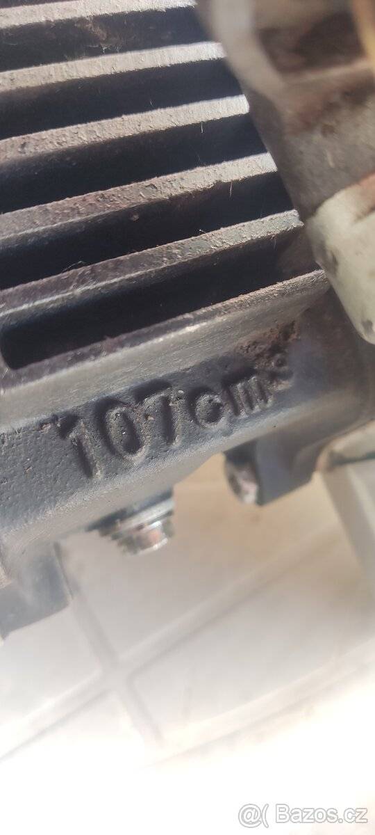 Prodám motor 110ccm r-n-1-2-3 poloautomat