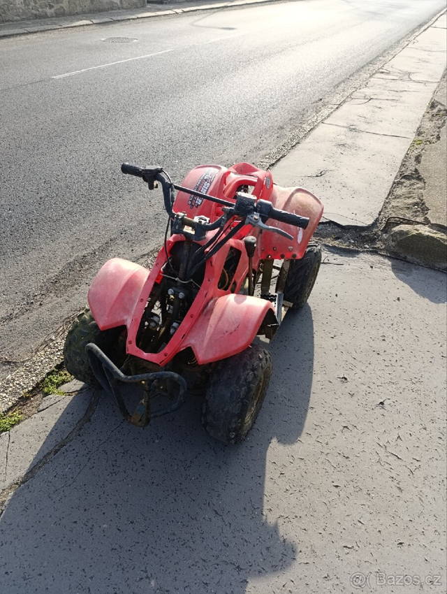 Prodám dětskou čtyřkolku