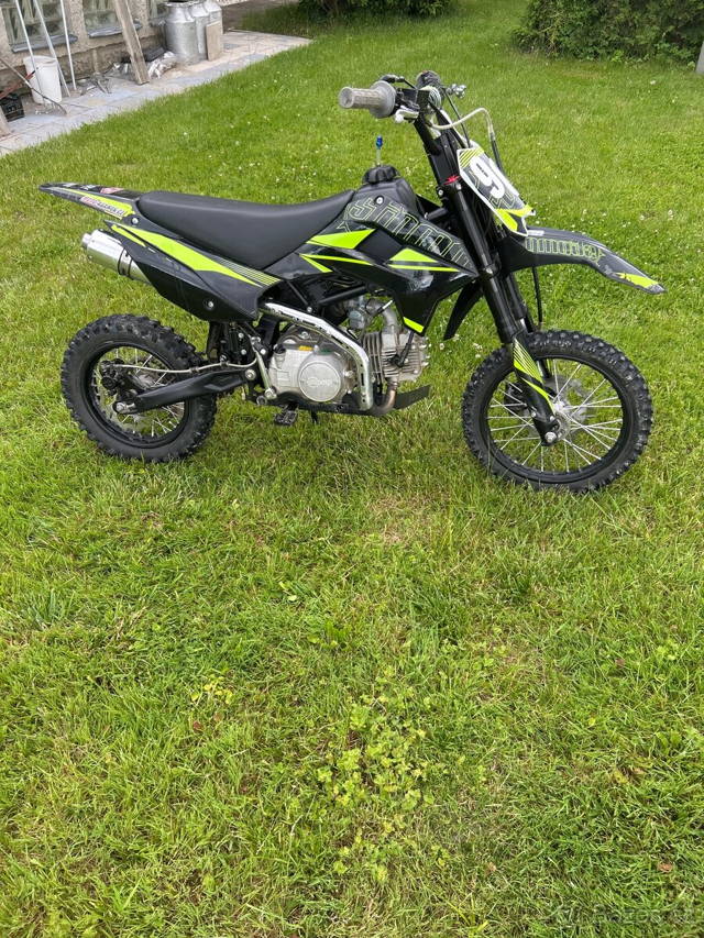 Stomp 125 kros