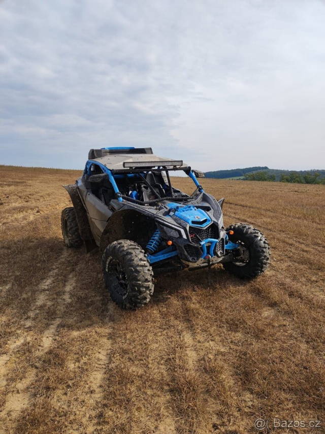 Can-Am MAVERICK 1000RC