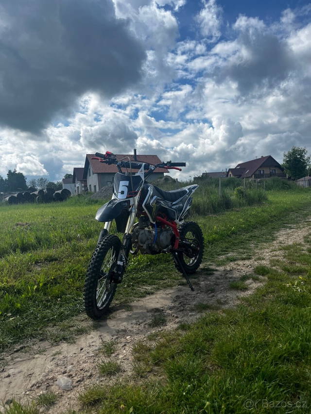 MiniRocket 125 kola 17/14