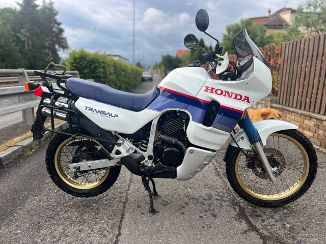Honda transalp 600