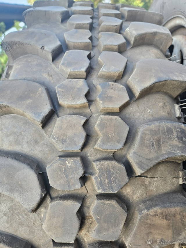 Offroad pneu Toyota Hilux