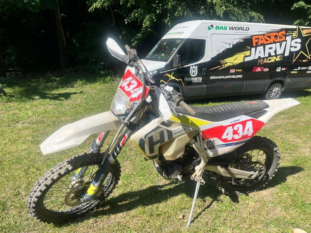 Husqvarna FE 350 2018 - stejné jako KTM exc-f 350
