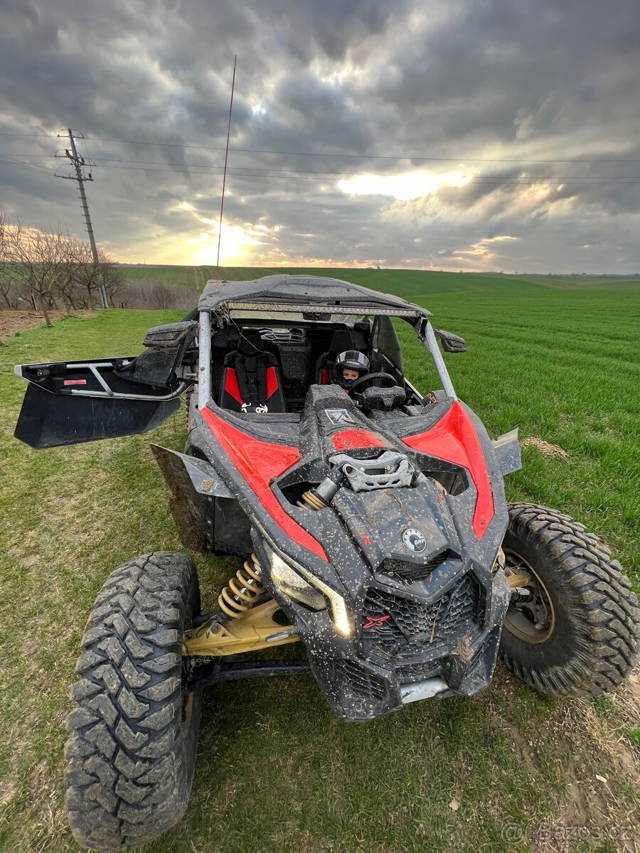 CAN-AM Maverick X3 Turbo smart lok