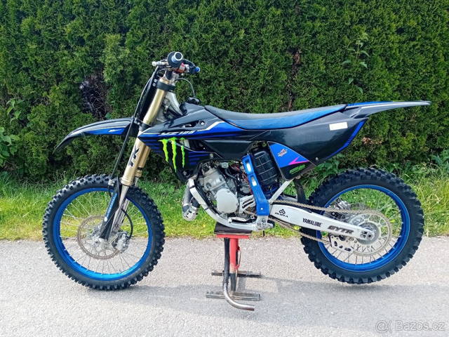 Yamaha YZ 125