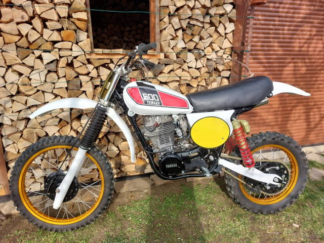 YAMAHA HL 500 stavba