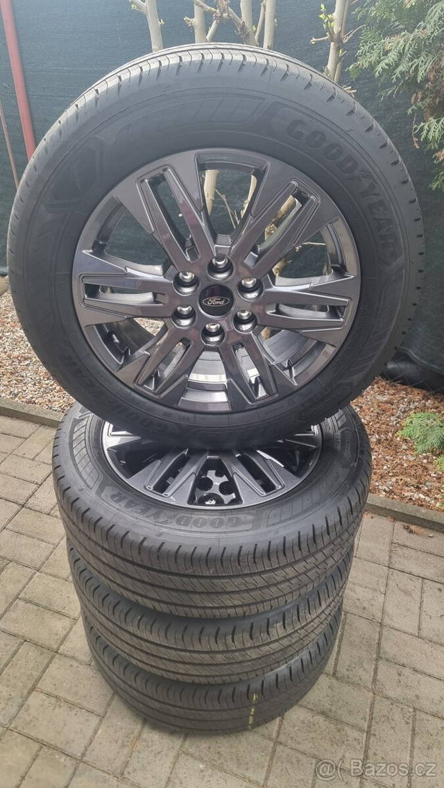 Aluk kola Ford Transit Custom 215/60/R17 109/107T - originál