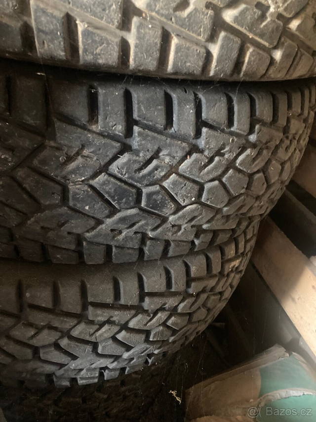 OFFROAD pneu 245/80 R16