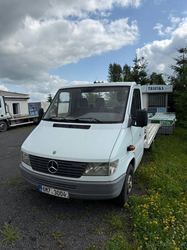 Odtahovka Mercedez Benz Sprinter 312D