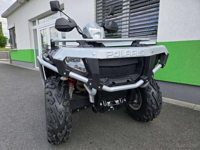 Polaris Sportsman 800 EFI zachovalý