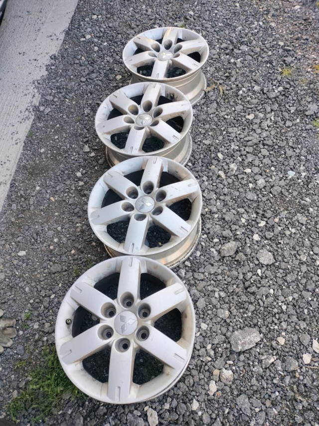 4ks alu disky orig. Mitshubishi 6x139,7 r17