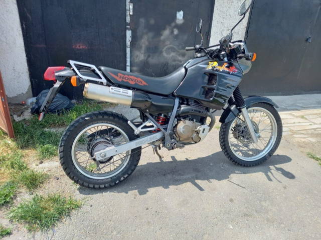 Honda NX 250 Dominátor