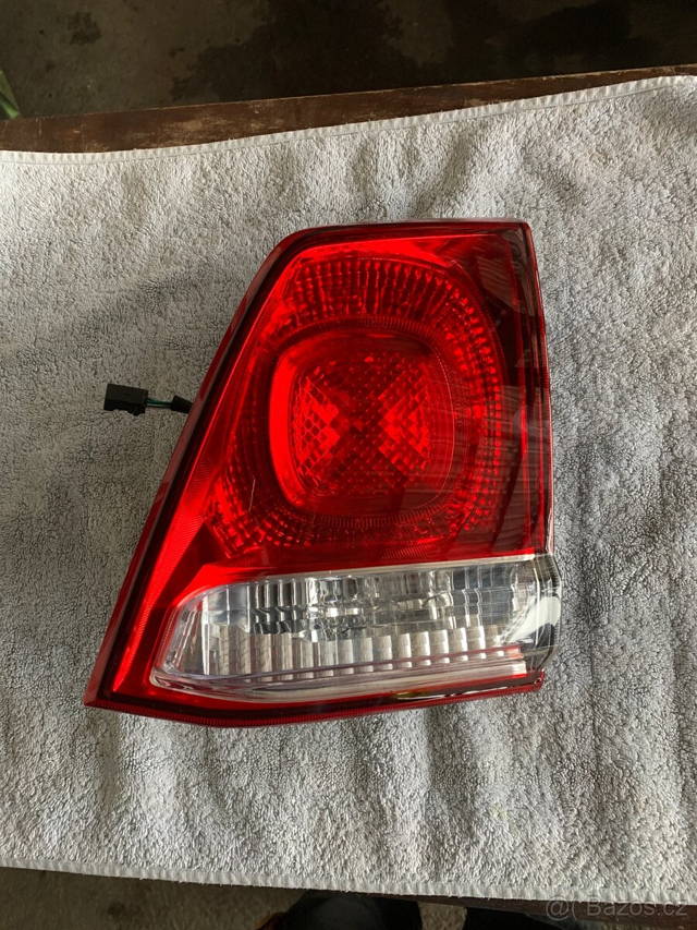 zadní pravé světlo Toyota Land Cruiser 2008-2011