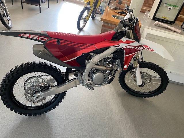 FANTIC XXF 250