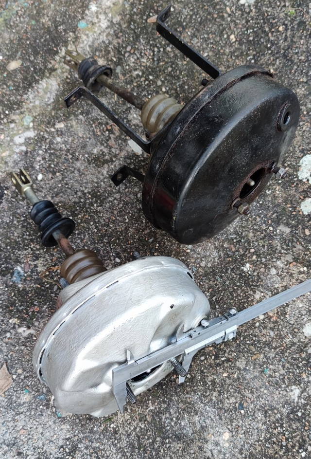 Posilovač brzdového účinku / brzd - Ford