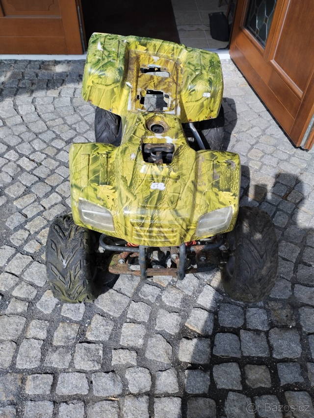 Čtyřkolka 110+náhradní díly