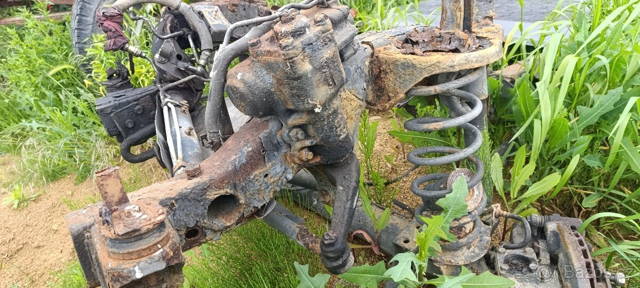Prodám řízení na Nissan patrol y60
