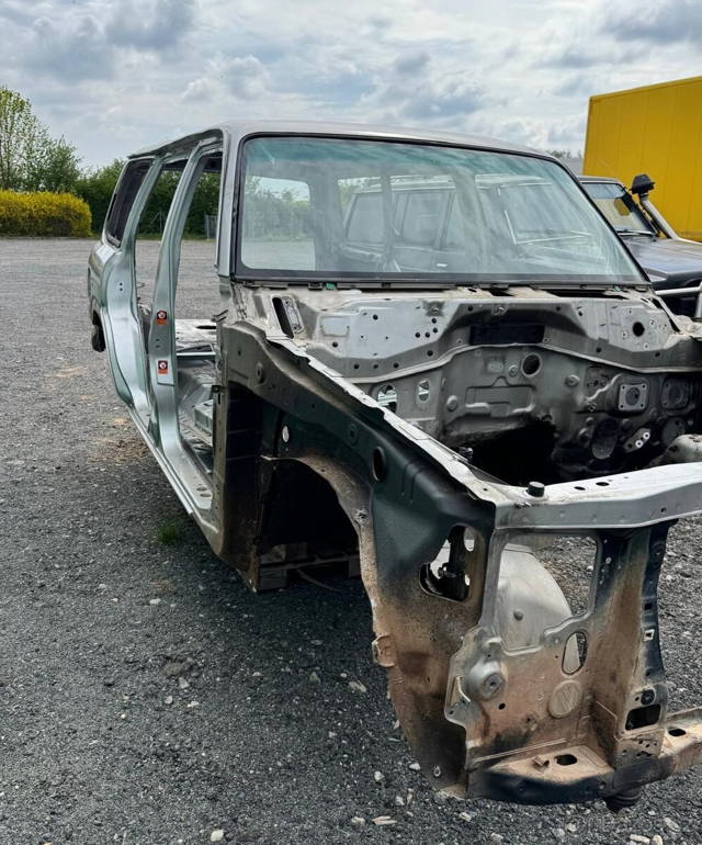 Prodej karoserie Nissan Patrol GU
