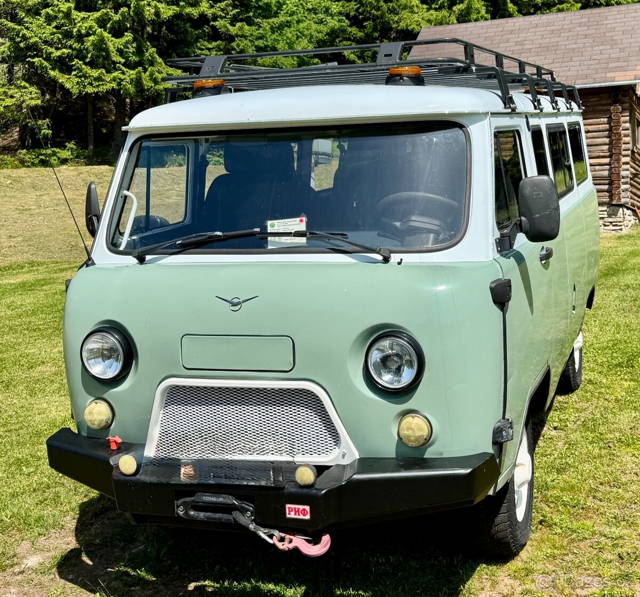 UAZ 2206 BUCHANKA