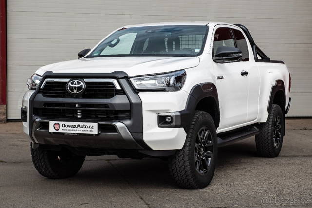 Toyota Hilux Extra Cab 2.8 D-4D Invincible 4x4 - ZÁRUKA