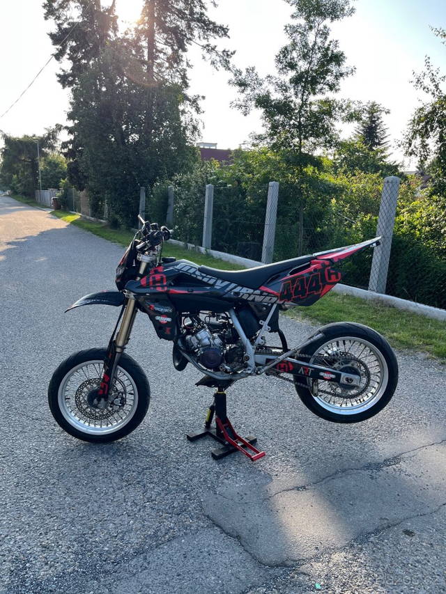 Husqvarna sm125 (supermoto, motard)