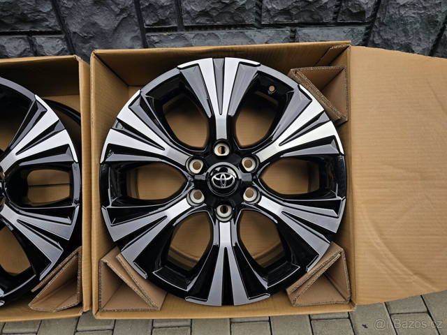 6x139,7 Toyota Hilux Land Cruiser Nepoužite