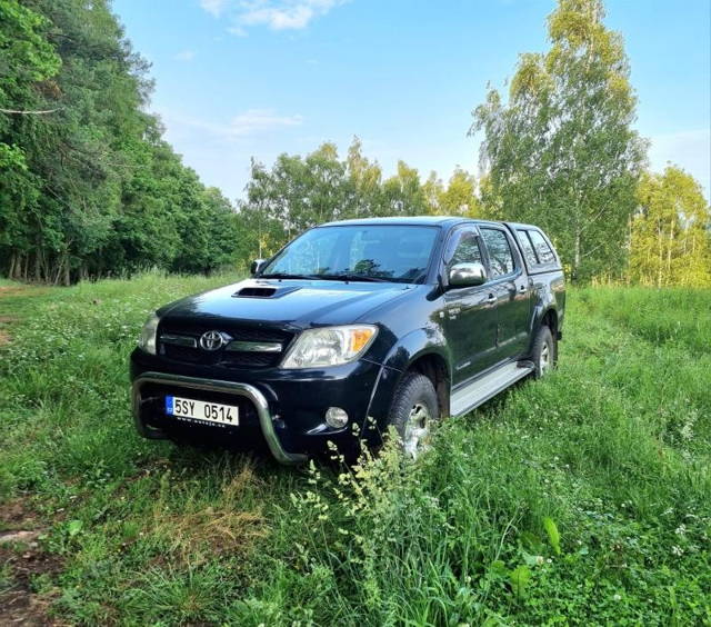 TOYOTA HILUX, 2,5 D, 4x4, 157XXX tis km, STK do 5/2027