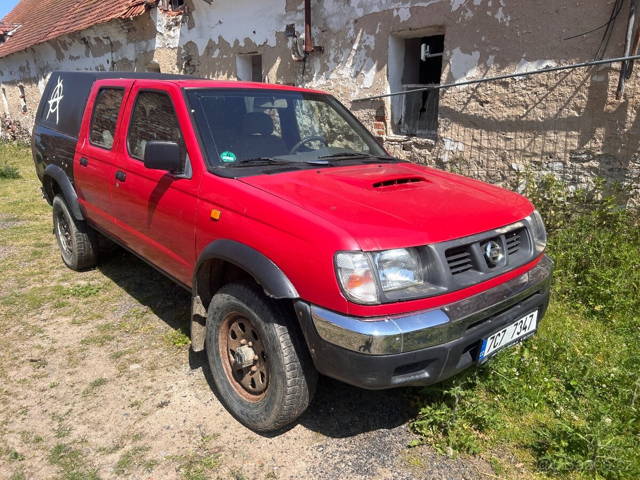 Nissan Navara Diesel + Hardtop