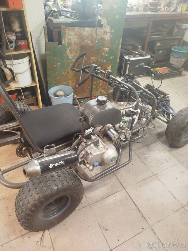 Motokára 125ccm motor že Čtyřkolky