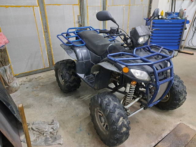 Čtyřkolka 250ccm