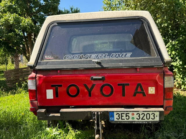 prodám Toyotu Hilux