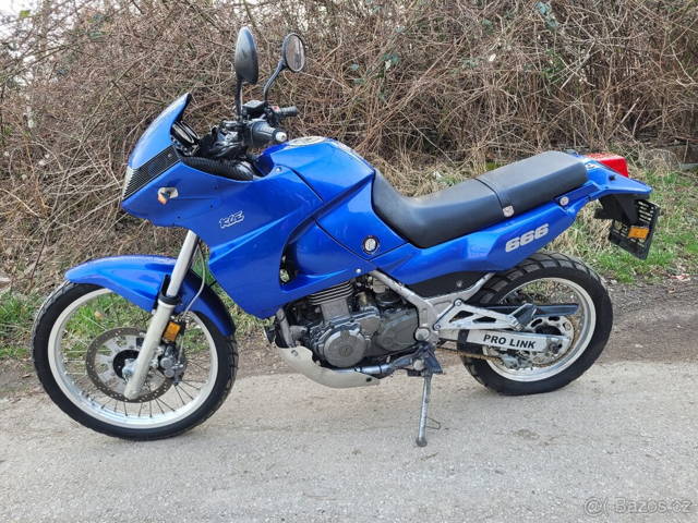 Kawasaki KLE 500, doklady