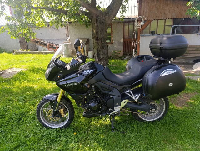 Triumph Tiger 1050