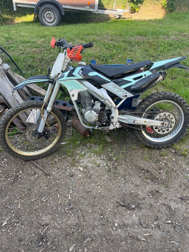 Xmoto 250