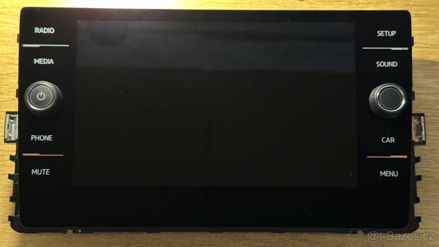 VW MIB2 8" display s jednotkou.