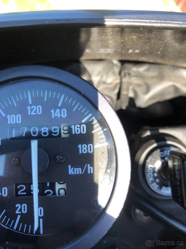 SUZUKI DR 650 SE