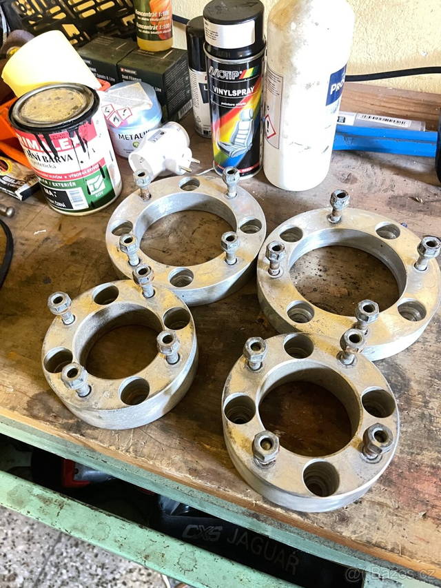 Prodám podložky pod kola suzuki ltz / ltr