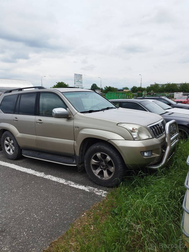 Toyota Land Cruiser 120